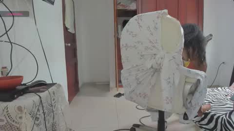 sweet_robyn online show from October 21, 8:20 pm