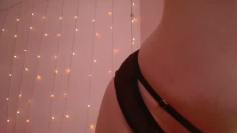 Snapshot of sweet_rosely chatting on January 16, 6:35 am Sweet Rosely online show from January 16, 6:35 am
