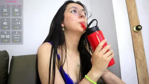 Sammy Lauren online show from April 16, 9:39 pm