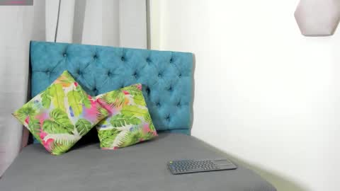 sweet_sariita online show from September 21, 1:46 pm