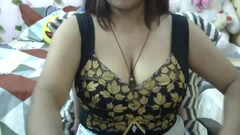 sweet_shivani online show from October 5, 11:52 am