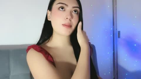 sweet_sophie_7 online show from June 18, 3:18 am