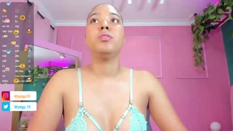 Yeileen online show from April 21, 9:50 pm