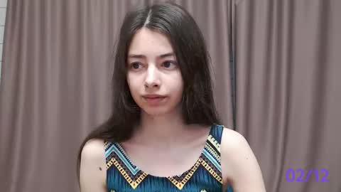 Snapshot of sweet_sweet_angel chatting on December 2, 10:28 am Angel online show from December 2, 10:28 am