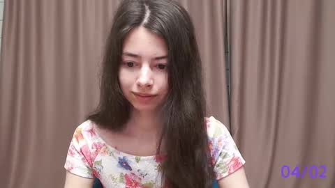 Snapshot of sweet_sweet_angel chatting on February 4, 2:49 am Angel online show from February 4, 2:49 am