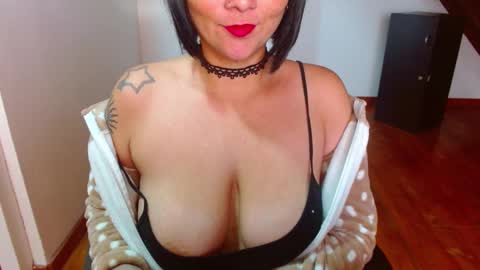 Snapshot of sweet_tammyy chatting on February 21, 11:55 am tammy IG stammy 36 online show from February 21, 11:55 am