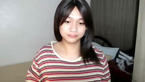 tenshi online show from December 14, 11:42 pm