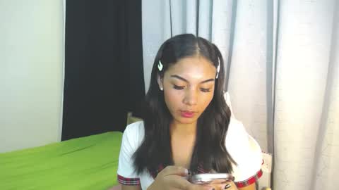 Trisha online show from September 22, 1:02 pm