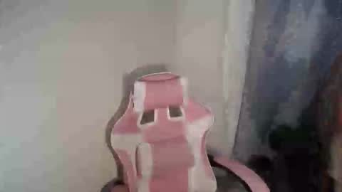 Trisha online show from December 19, 8:49 pm