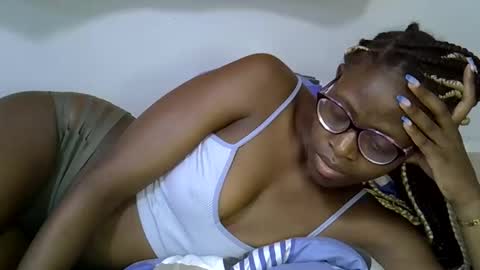 sweet_zarah online show from February 15, 7:51 am