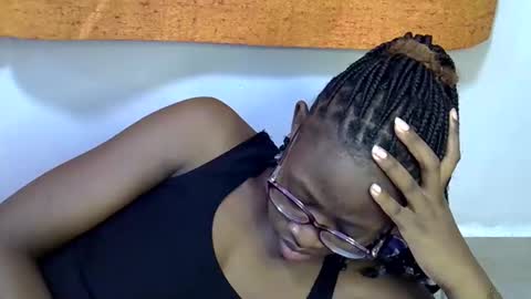 sweet_zarah online show from March 14, 8:31 am