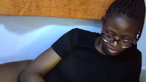 sweet_zarah online show from March 24, 5:07 pm