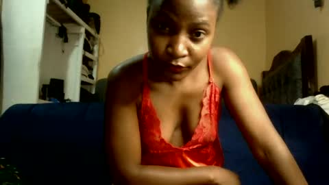 zellate online show from July 6, 4:42 pm