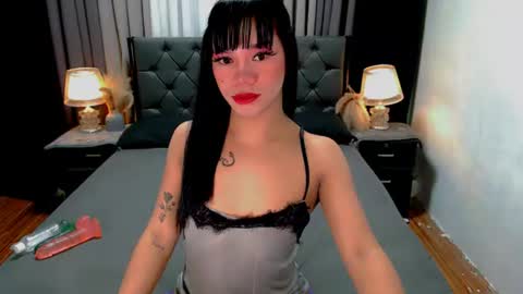 Snapshot of sweet_zoey12 chatting on June 27, 9:36 am bea takashi online show from June 27, 9:36 am