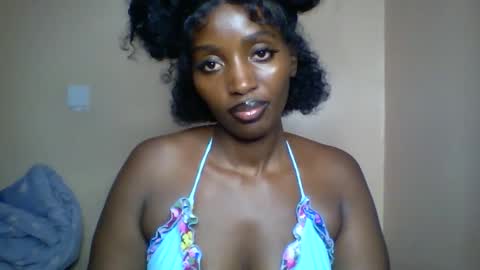 zuri online show from May 29, 9:46 pm