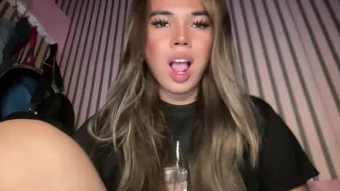 alexa your one and only queen online show from October 17, 2:26 am