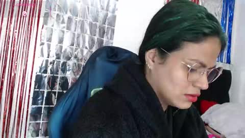 Alma online show from November 2, 11:45 am