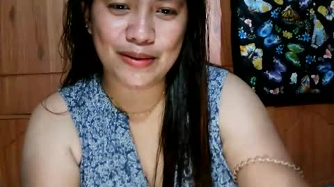 Snapshot of sweetaloha34 chatting on March 4, 4:17 am sweetaloha34 online show from March 4, 4:17 am