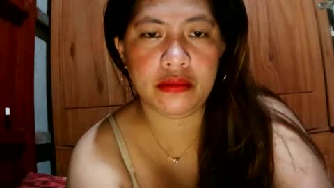 Snapshot of sweetaloha34 chatting on October 13, 7:14 pm sweetaloha34 online show from October 13, 7:14 pm
