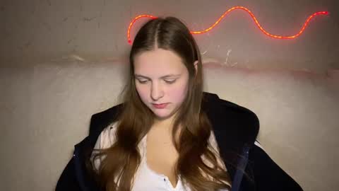 Snapshot of sweetangel126 chatting on January 31, 8:18 pm ELYA online show from January 31, 8:18 pm