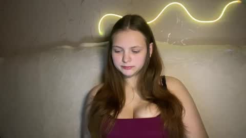 Snapshot of sweetangel126 chatting on February 1, 9:02 pm ELYA online show from February 1, 9:02 pm