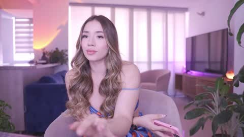 Snapshot of sweetann08 chatting on October 16, 6:31 pm Camila online show from October 16, 6:31 pm