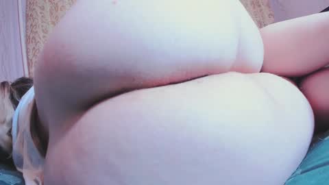 Snapshot of sweetass_u chatting on December 9, 3:29 am Nastya online show from December 9, 3:29 am