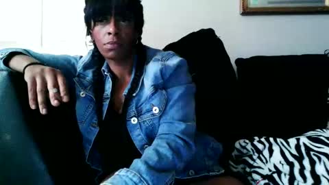 sweetaztee online show from October 20, 8:20 pm