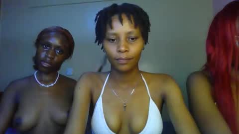 Snapshot of sweetbaby_30 chatting on April 14, 4:02 pm Sweetbaby 30 online show from April 14, 4:02 pm