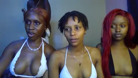 Snapshot of sweetbaby_30 chatting on April 17, 3:59 pm Sweetbaby 30 online show from April 17, 3:59 pm