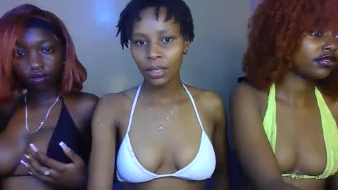 Snapshot of sweetbaby_30 chatting on April 25, 3:09 am Sweetbaby 30 online show from April 25, 3:09 am
