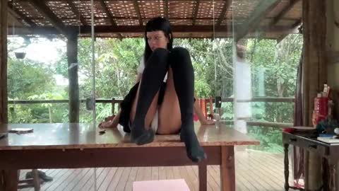 Snapshot of sweetbambiiii chatting on January 14, 1:06 pm sweetbambiiii online show from January 14, 1:06 pm