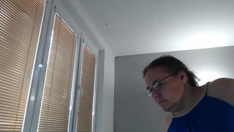 Sweetboobs85h online show from October 16, 8:26 am