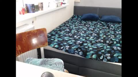 Sweetboobs85h online show from March 11, 8:42 am