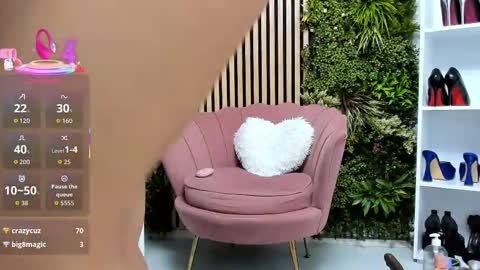 Snapshot of sweetcherry30_ chatting on November 14, 7:01 pm Cherry online show from November 14, 7:01 pm