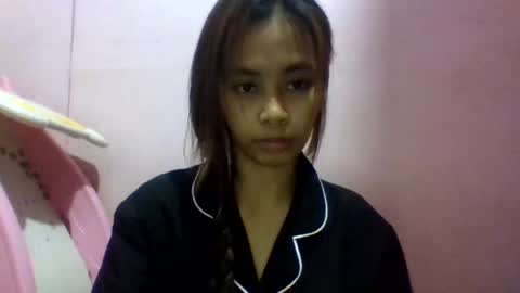 sweetchixxx online show from February 3, 1:30 pm