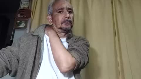 sweetcuervo independent model online show from March 22, 3:32 am