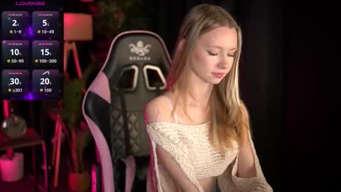 Lina online show from March 18, 3:15 pm