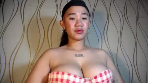 Danni online show from May 30, 3:09 pm