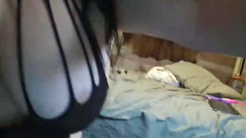 Snapshot of sweetdelight84 chatting on January 10, 12:01 am kandy online show from January 10, 12:01 am