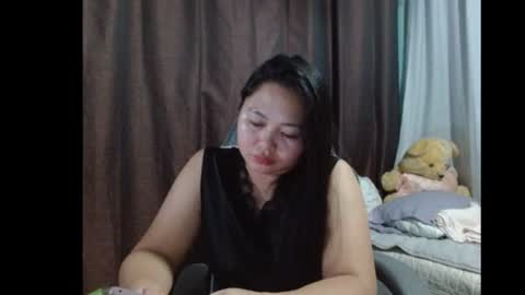 Lynn online show from May 28, 1:19 pm