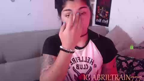Snapshot of sweetdevil631 chatting on September 20, 2:07 pm Abril online show from September 20, 2:07 pm
