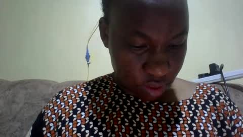 Snapshot of sweetdiva2012 chatting on June 19, 3:44 am sweetdiva2012 online show from June 19, 3:44 am