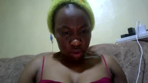 Snapshot of sweetdiva2012 chatting on June 21, 4:37 am sweetdiva2012 online show from June 21, 4:37 am