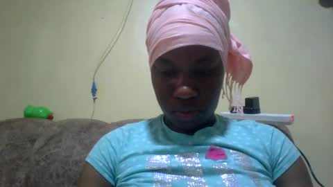 Snapshot of sweetdiva2012 chatting on June 28, 4:29 am sweetdiva2012 online show from June 28, 4:29 am