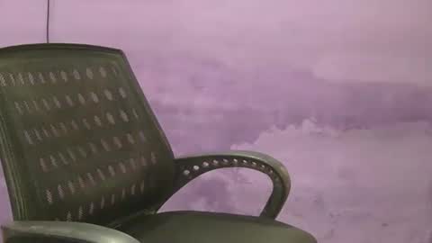 sweetdream220 online show from September 13, 4:34 am