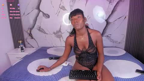 Jimena online show from December 3, 11:30 am