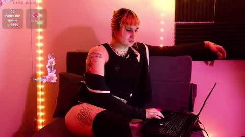 Emma online show from January 8, 2:36 am