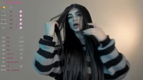 Snapshot of sweetest_bella chatting on January 16, 11:59 pm Bella online show from January 16, 11:59 pm