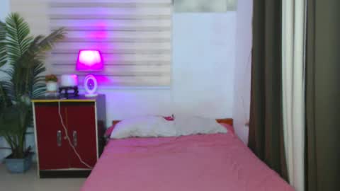 Aki online show from December 3, 5:31 am